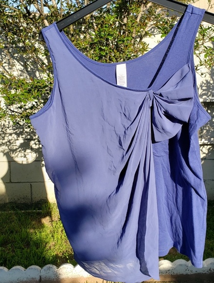 Blouse - Picture 1 of 2